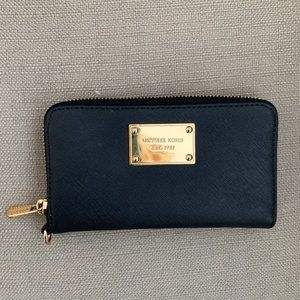 Michael Kors wallet black with gold detailing